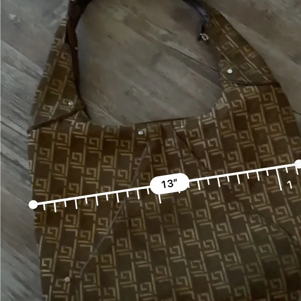 LIZ CLAIBORNE HOBO bag